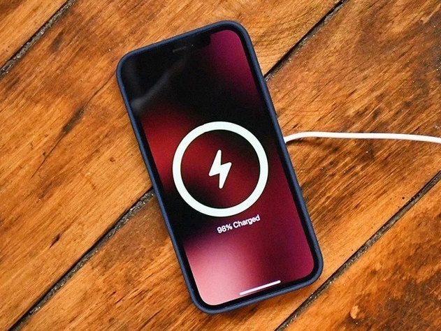 黄骅苹果手机维修分享iPhone 12可以随便充电吗 
